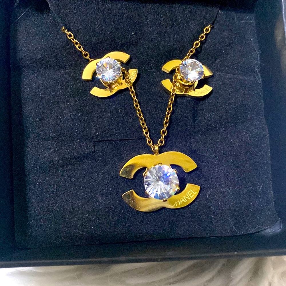 Non Tarnish (stainless steel) jewelry set